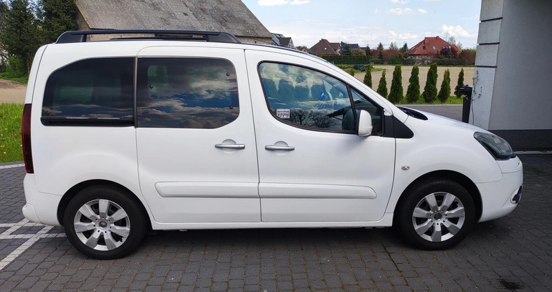 Citroen Berlingo cena 29999 przebieg: 135340, rok produkcji 2014 z Wojnicz małe 121